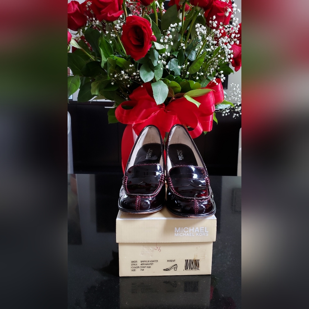MK Women's Shoes, Patent Leather,Size 7, Deep Red